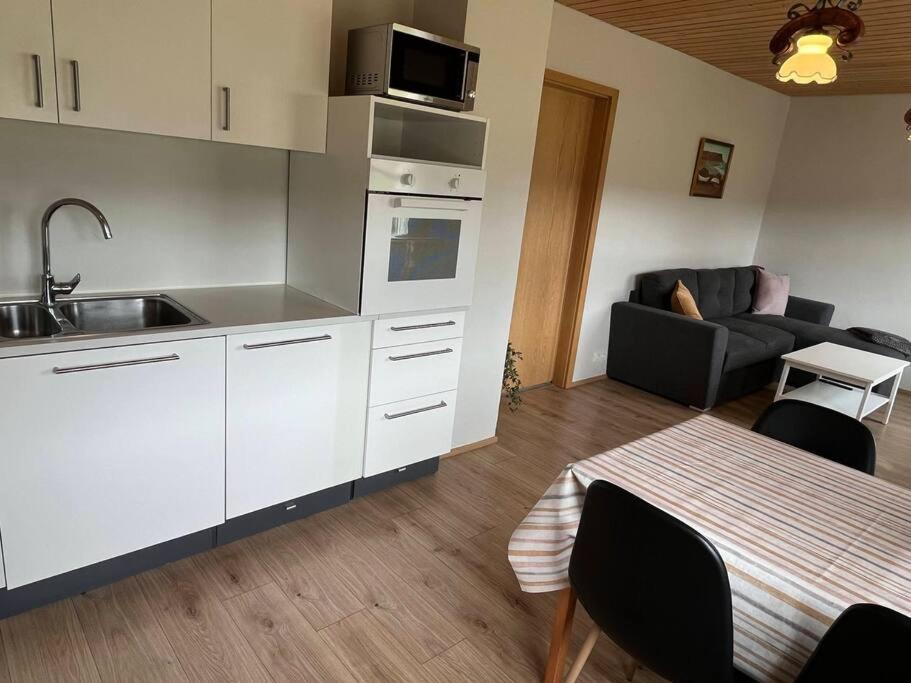 Black Valley Apartment Thoroddsstathir Eksteriør billede