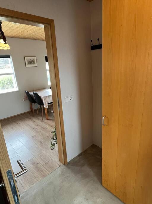Black Valley Apartment Thoroddsstathir Eksteriør billede